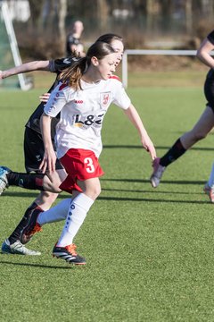 Bild 89 - wBJ SV Wahlstedt - SV Henstedt Ulzburg : Ergebnis: 0:1